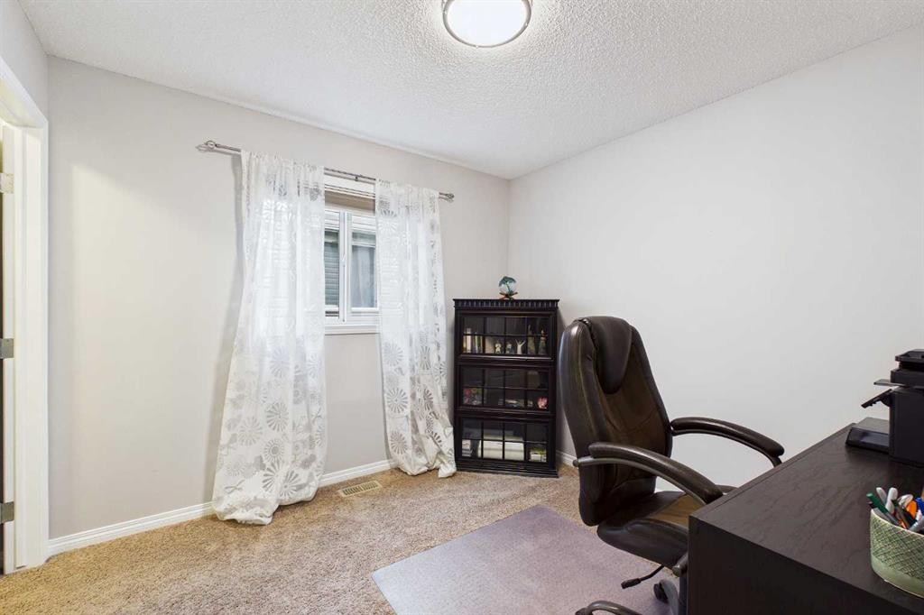 8 Sage Bank Road Nw, Calgary, AB