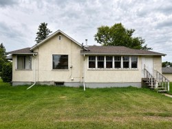 5302 51 Avenue Vermilion, AB T9X 1V1