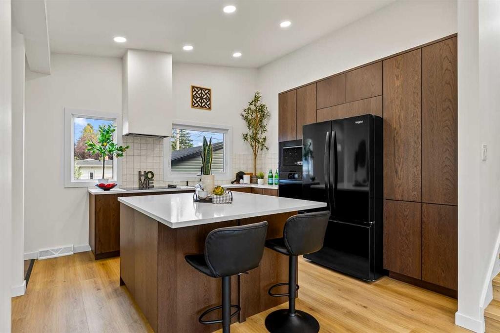 9716 2 Street Se, Calgary, AB