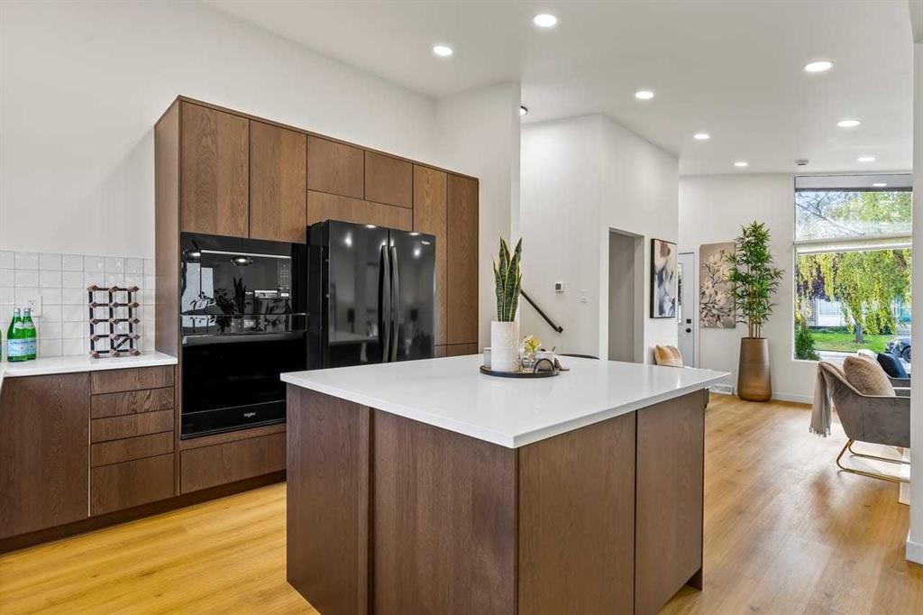 9716 2 Street Se, Calgary, AB