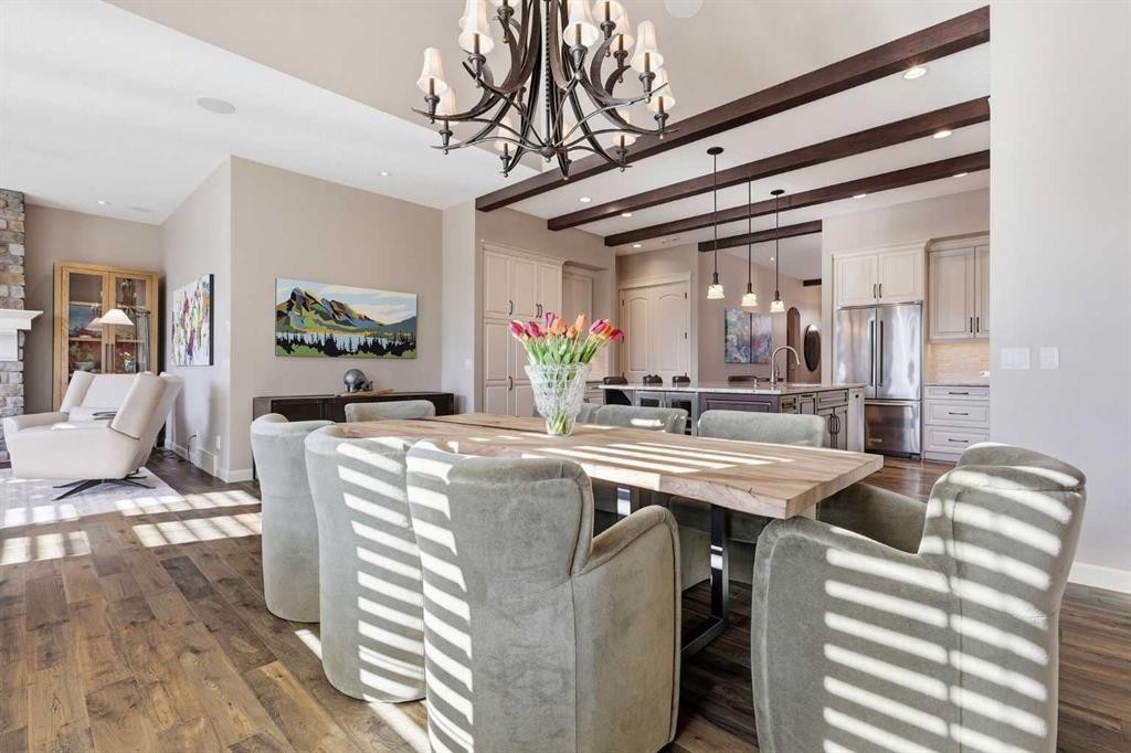 37 Cranbrook Heights Se, Calgary, AB