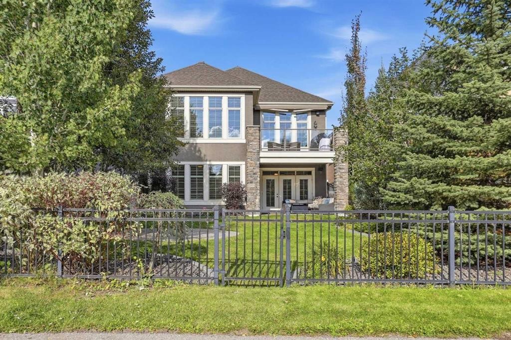 37 Cranbrook Heights Se, Calgary, AB