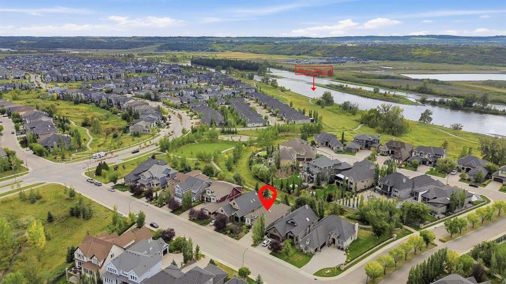 37 Cranbrook Heights Se, Calgary, AB