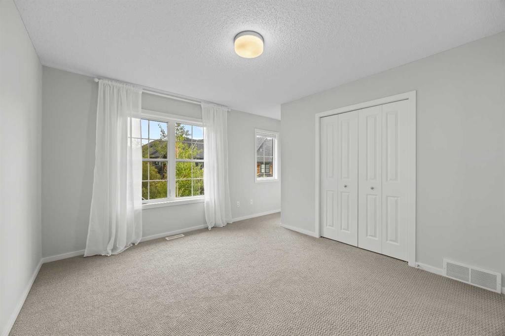 505 Ascot Circle Sw, Calgary, AB