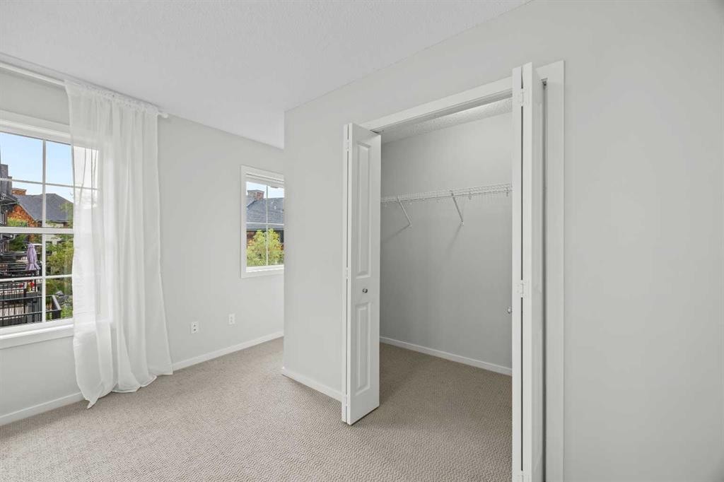 505 Ascot Circle Sw, Calgary, AB