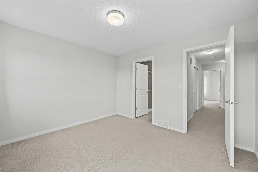 505 Ascot Circle Sw, Calgary, AB