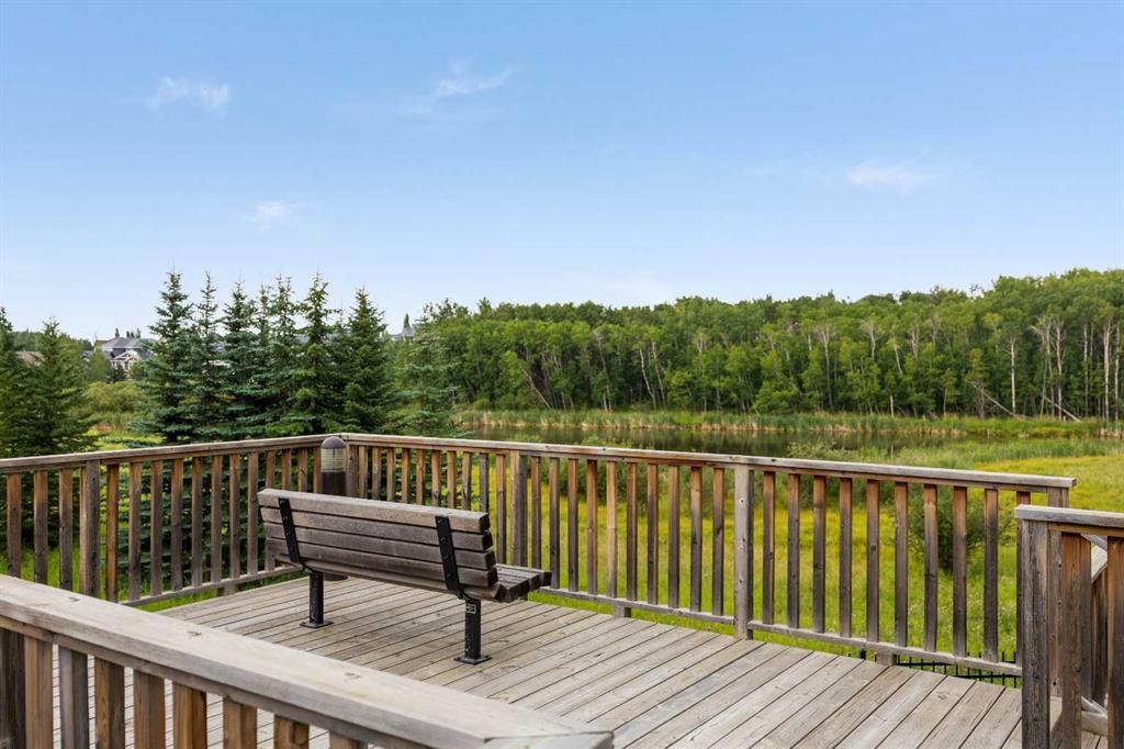 505 Ascot Circle Sw, Calgary, AB