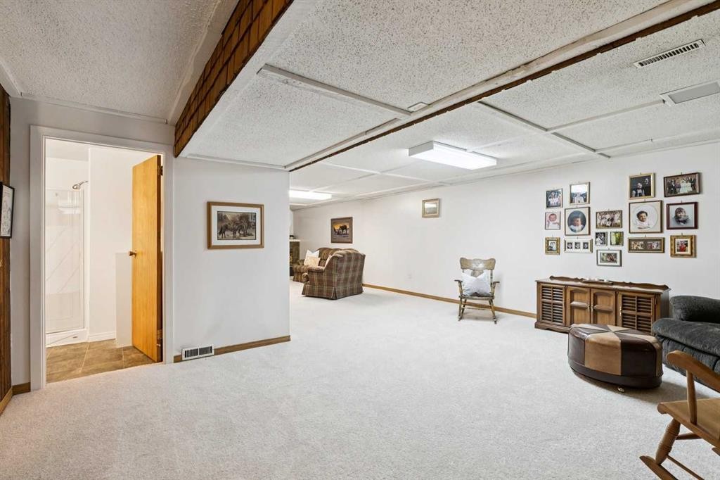4919 Marlborough Drive Ne, Calgary, AB