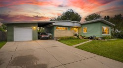 5206 47 Avenue Olds, AB T4H 1E9