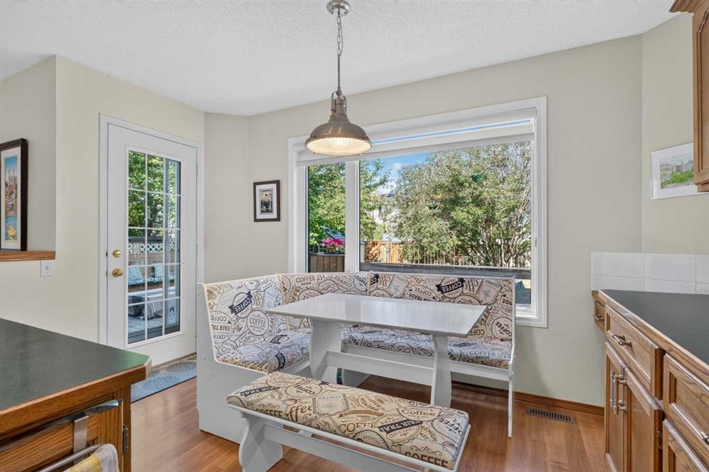 9867 Hidden Valley Drive Nw, Calgary, AB