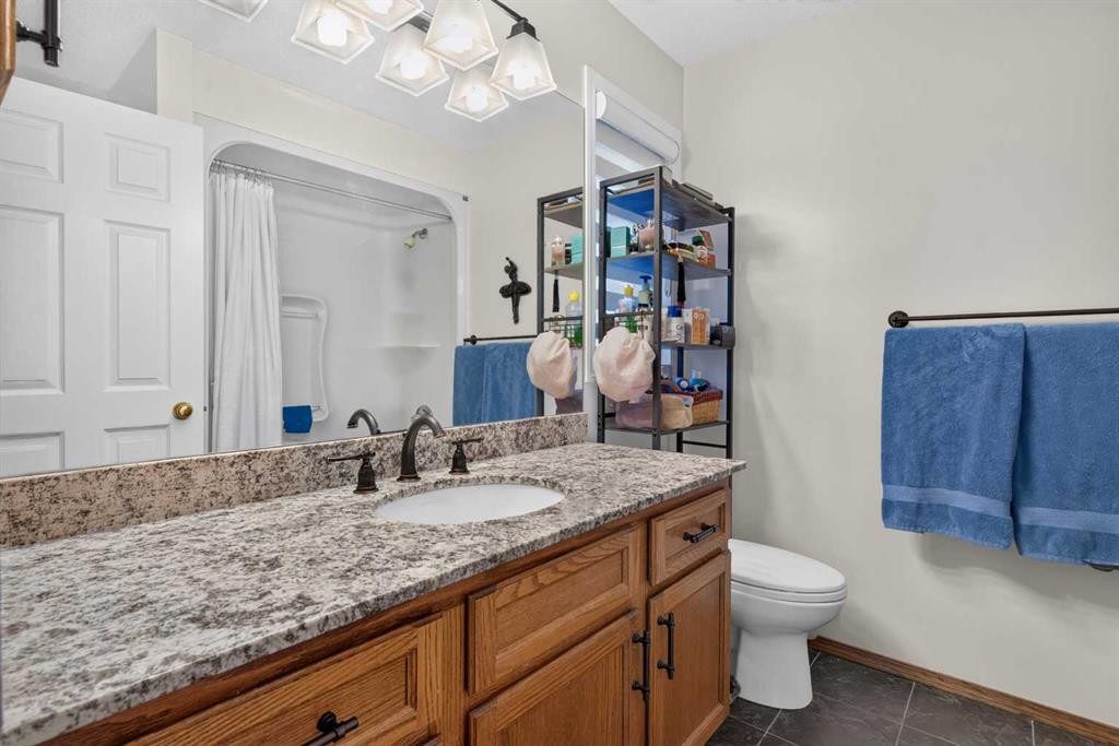 9867 Hidden Valley Drive Nw, Calgary, AB