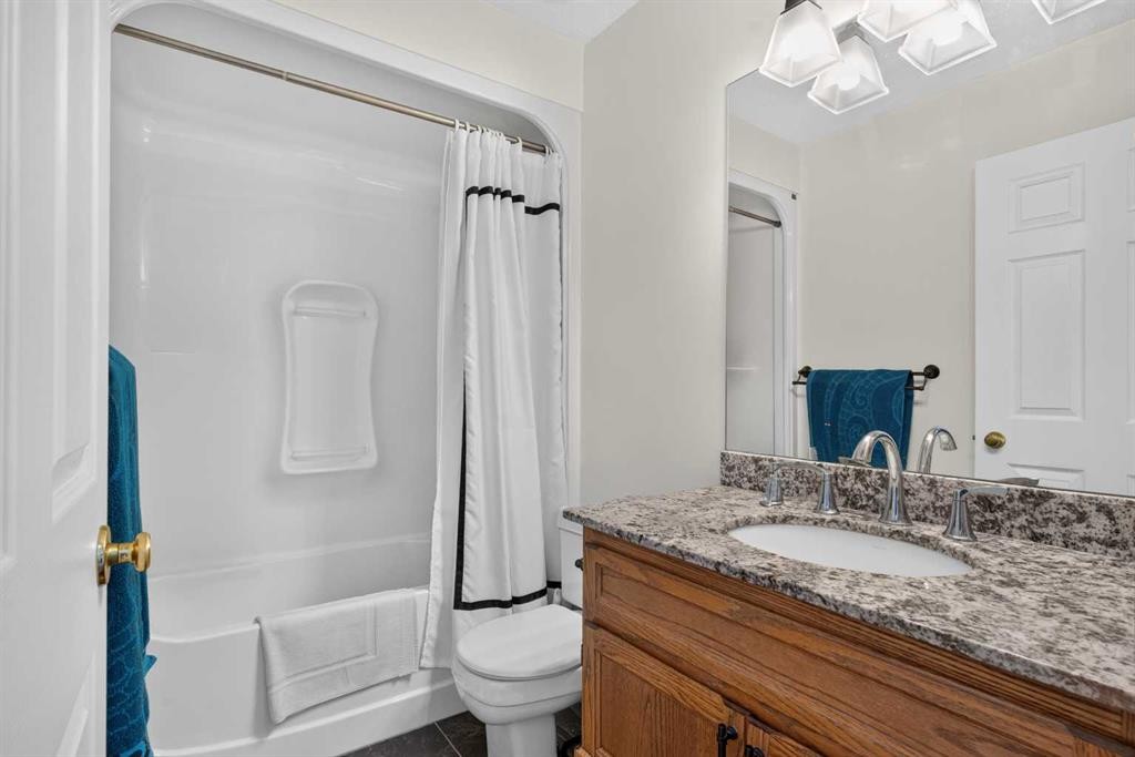 9867 Hidden Valley Drive Nw, Calgary, AB