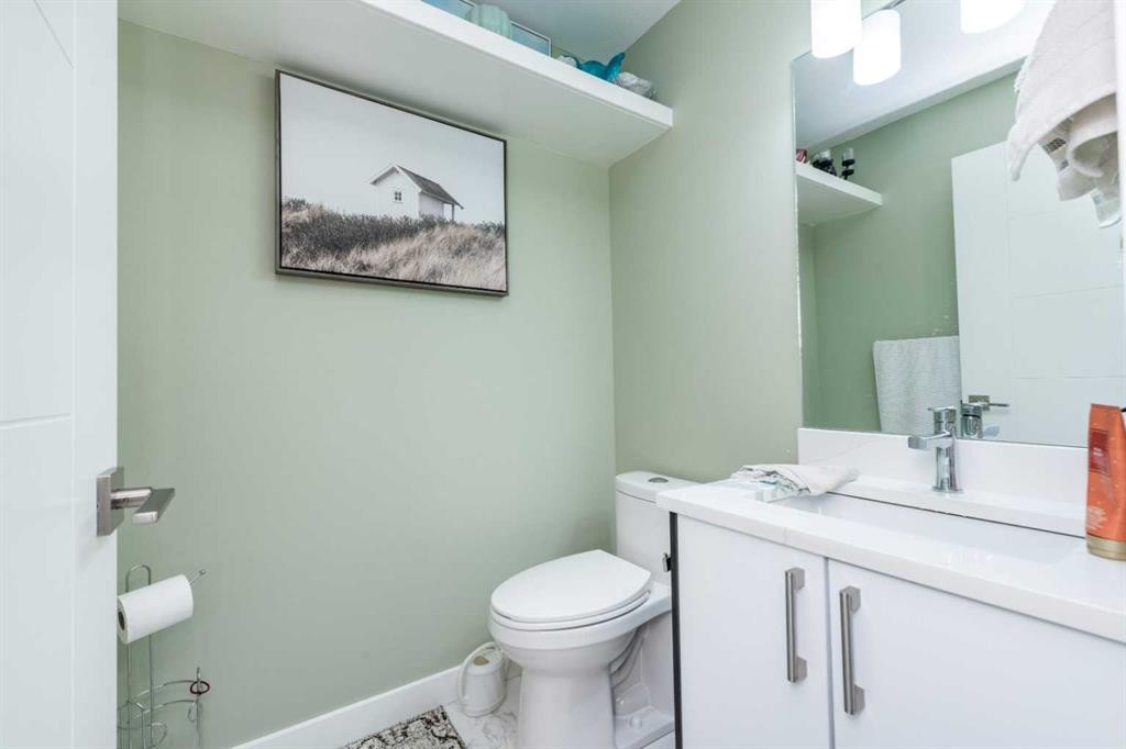 6 Strathridge Lane Sw, Calgary, AB