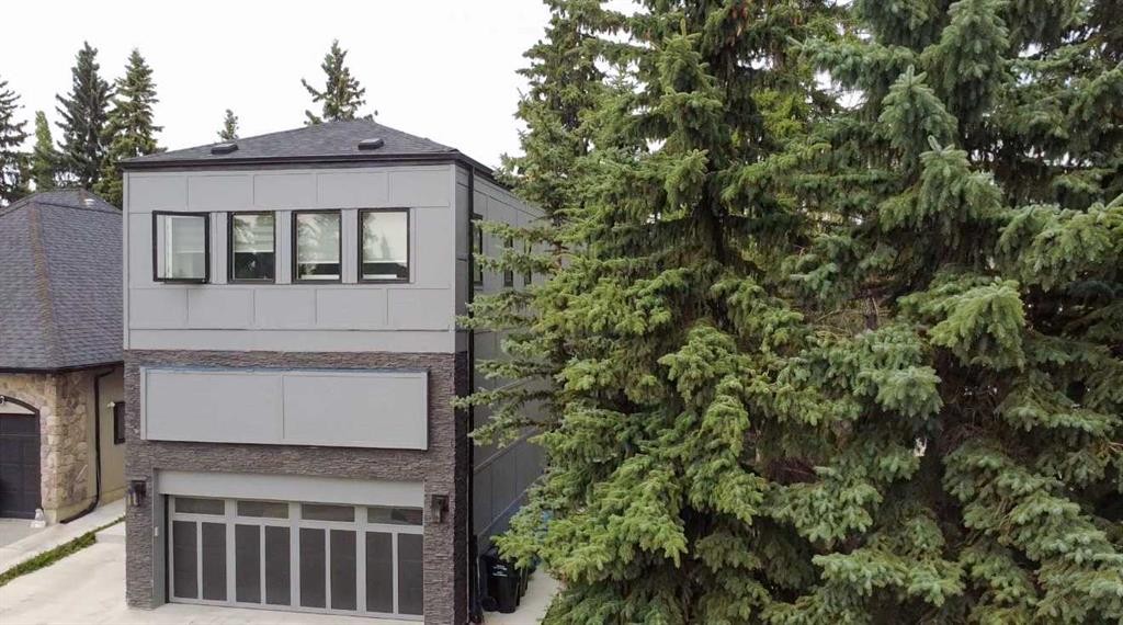 6 Strathridge Lane Sw, Calgary, AB