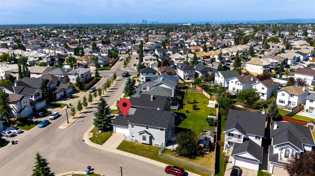 28 Coral Reef Link Ne, Calgary, AB