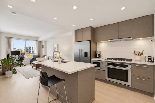 412-38 9 Street NE Calgary, AB T2E 7X9