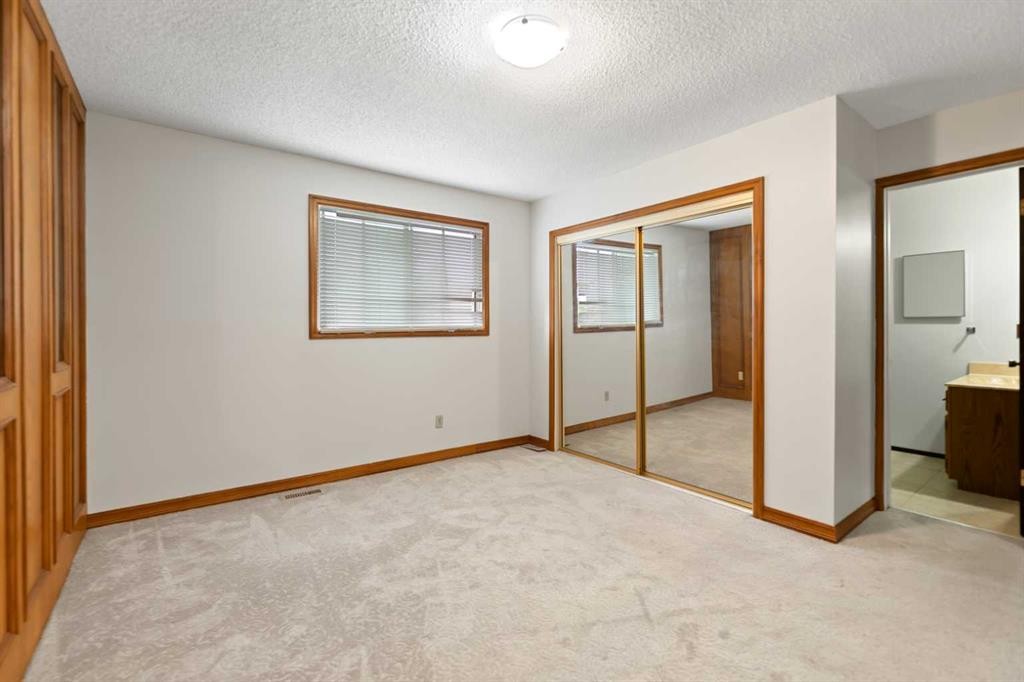 51 Castlebury Way Ne, Calgary, AB