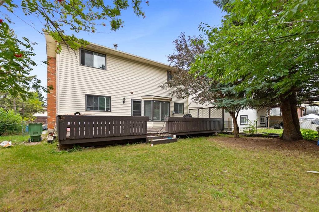 51 Castlebury Way Ne, Calgary, AB