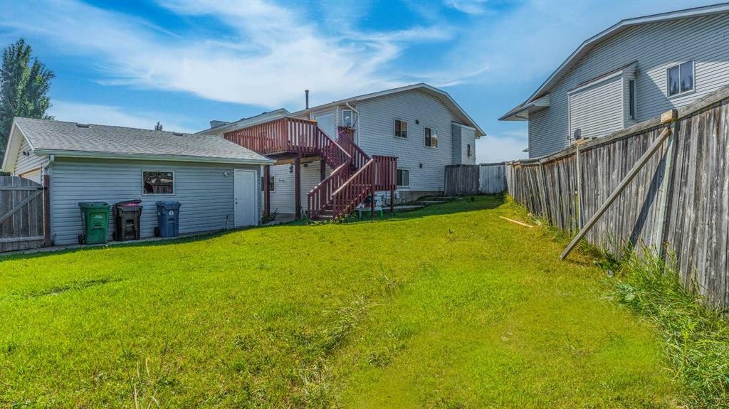 40 Costa Mesa Place Ne, Calgary, AB