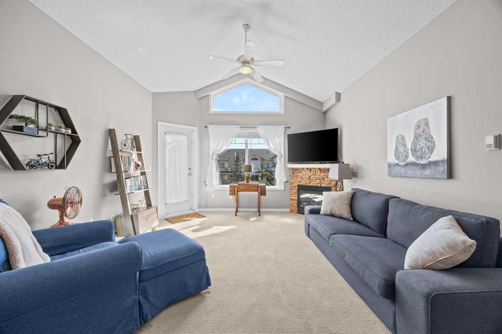 427-345 Rocky Vista Park Nw, Calgary, AB