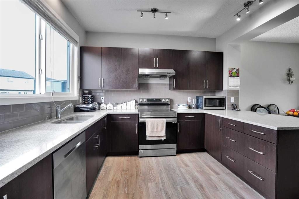 392 Cornerstone Passage Ne, Calgary, AB