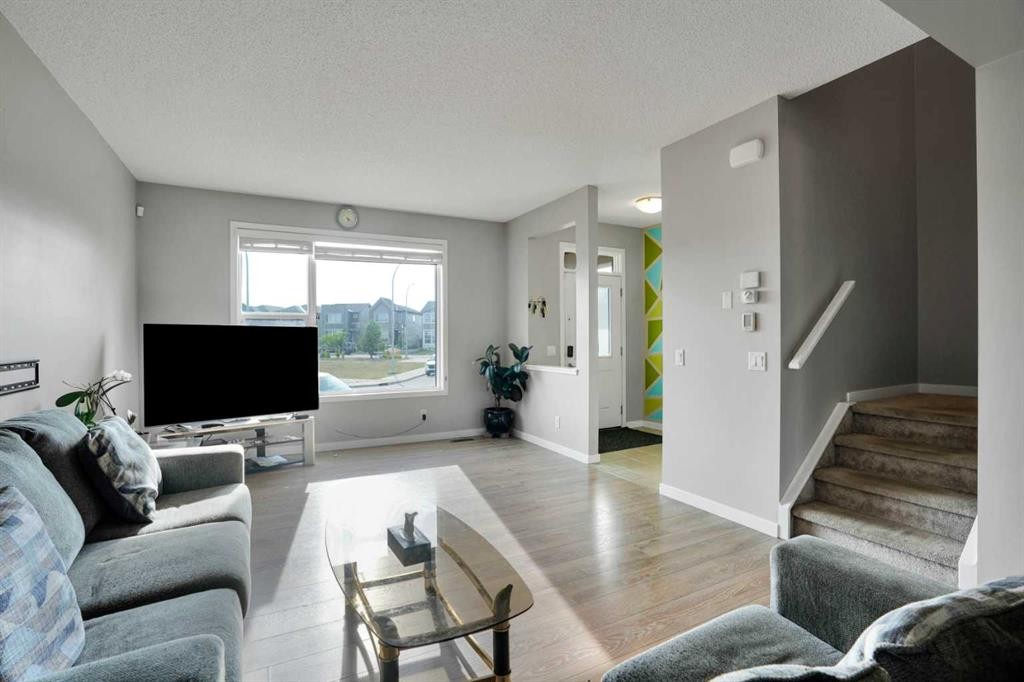 392 Cornerstone Passage Ne, Calgary, AB