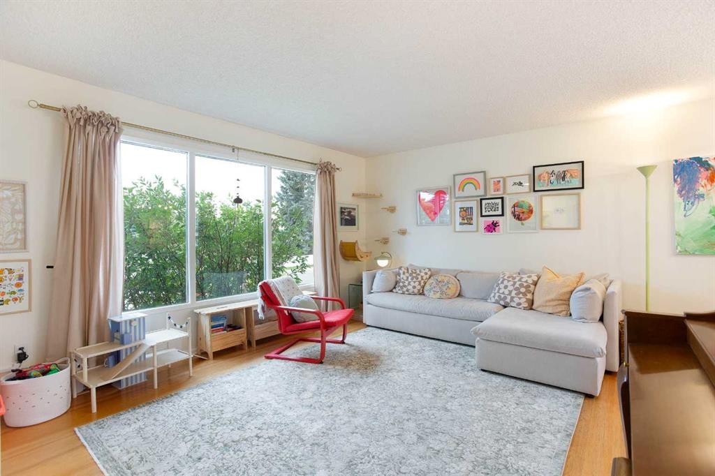 412 78 Avenue Ne, Calgary, AB