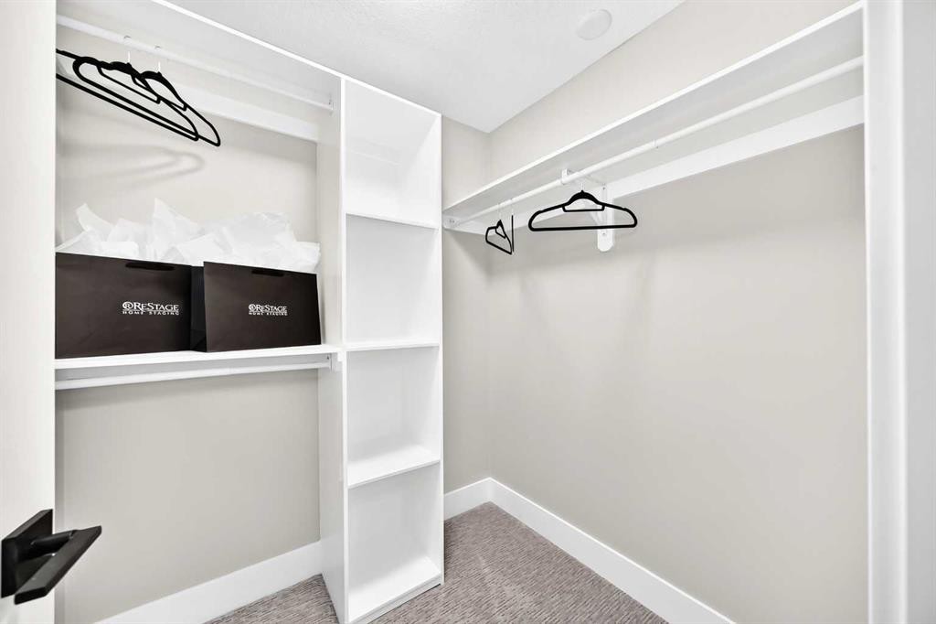 635 104 Avenue Sw, Calgary, AB