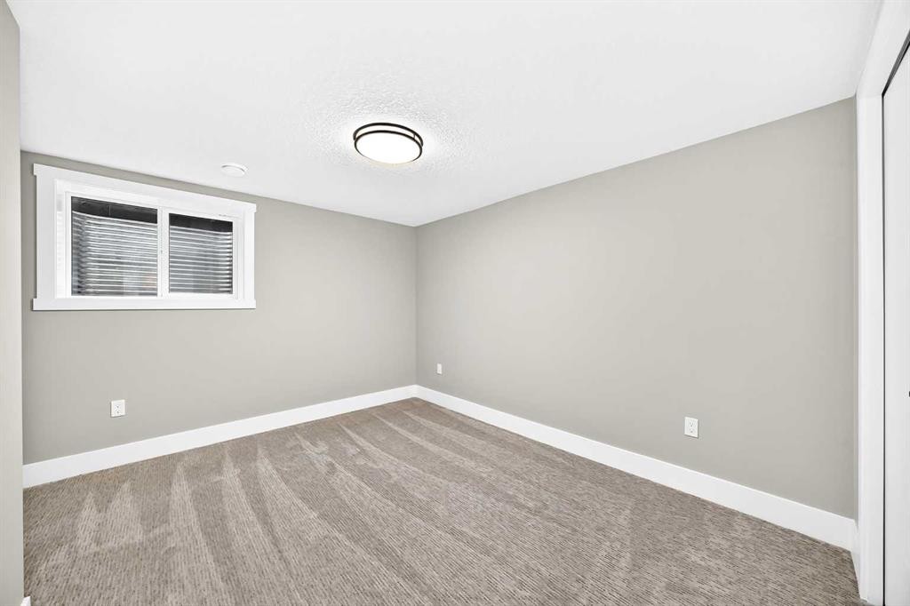 635 104 Avenue Sw, Calgary, AB