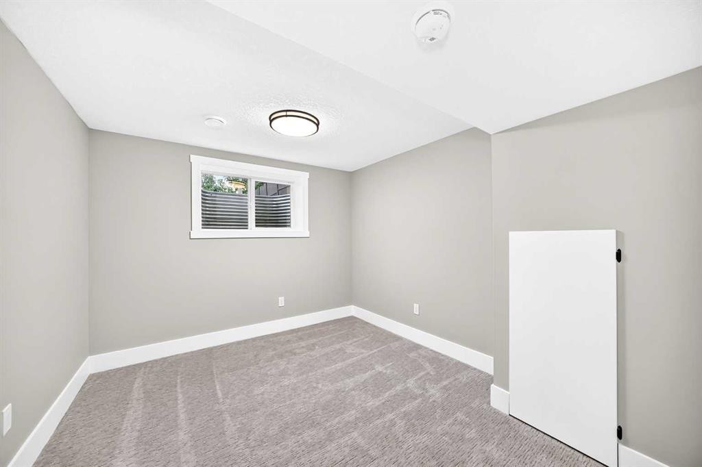 635 104 Avenue Sw, Calgary, AB