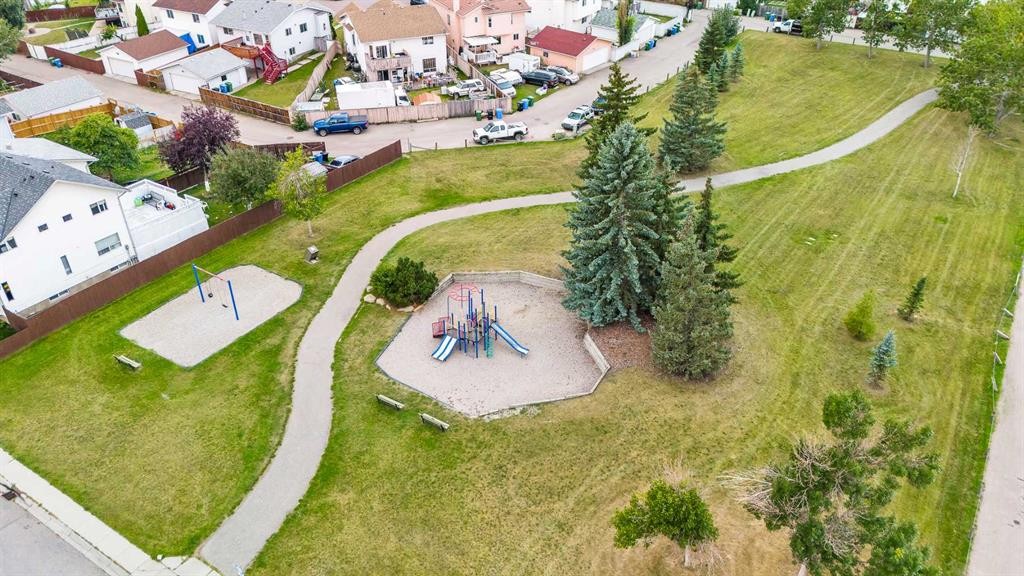 3794 Catalina Boulevard Ne, Calgary, AB