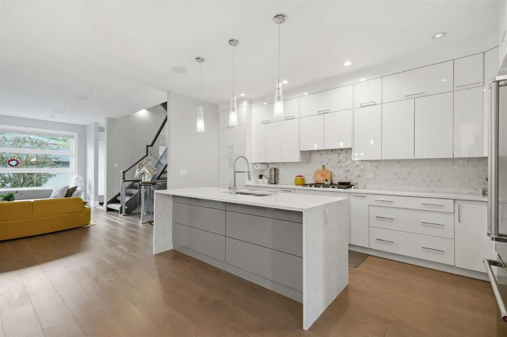 440 26 Avenue Nw, Calgary, AB
