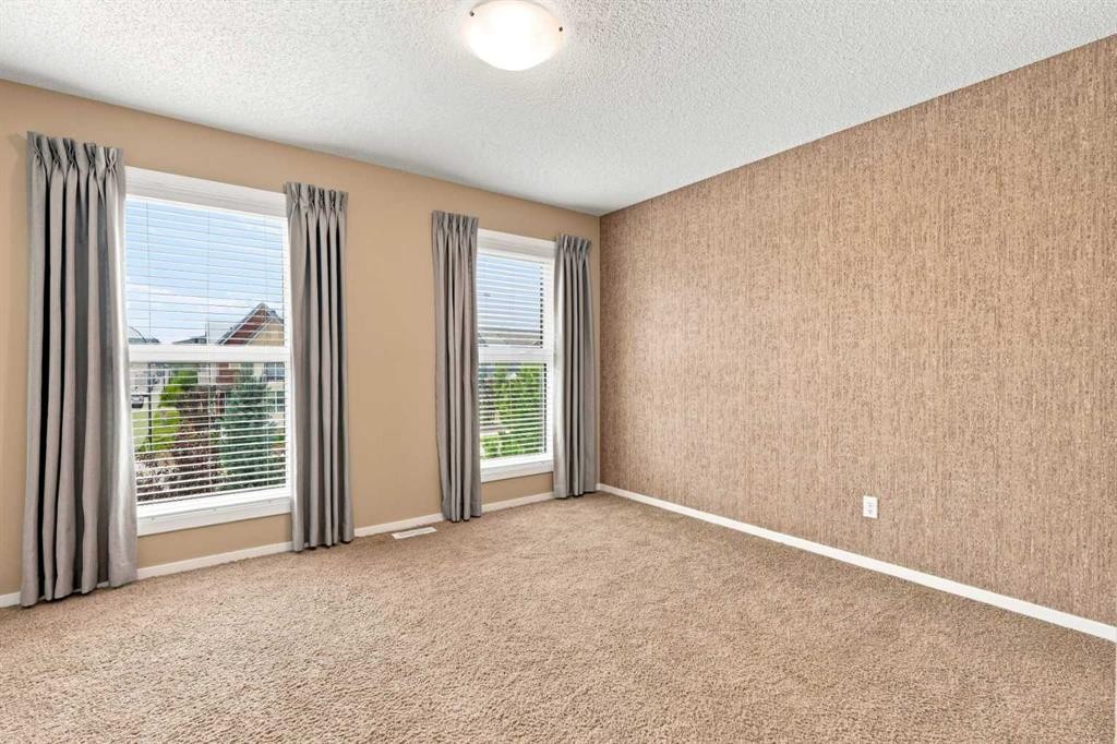 146 Livingston Avenue Ne, Calgary, AB