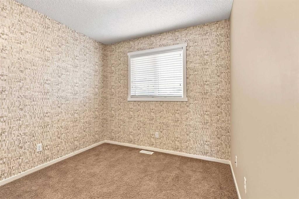 146 Livingston Avenue Ne, Calgary, AB