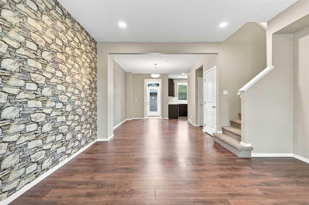 146 Livingston Avenue Ne, Calgary, AB