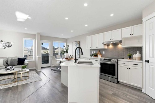 1095 Bridlemeadows Manor Sw, Calgary, AB 