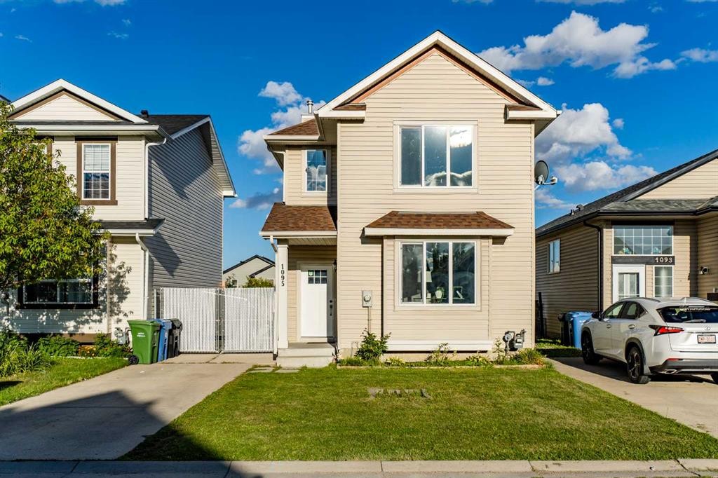 1095 Bridlemeadows Manor Sw, Calgary, AB