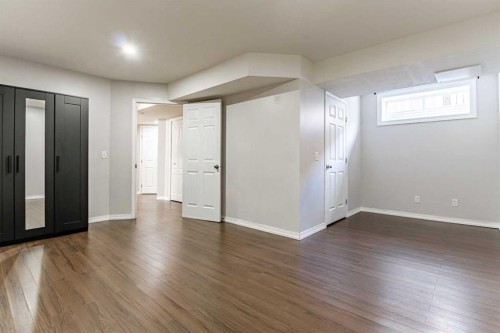 1095 Bridlemeadows Manor Sw, Calgary, AB 