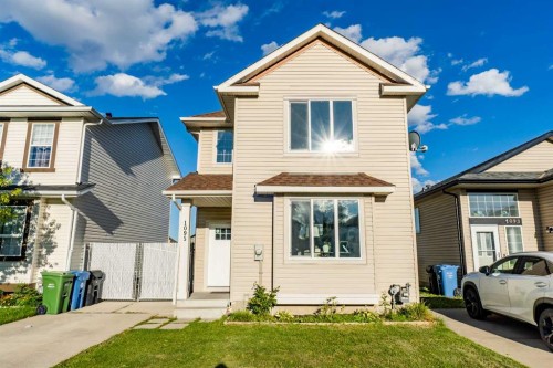 1095 Bridlemeadows Manor Sw, Calgary, AB 