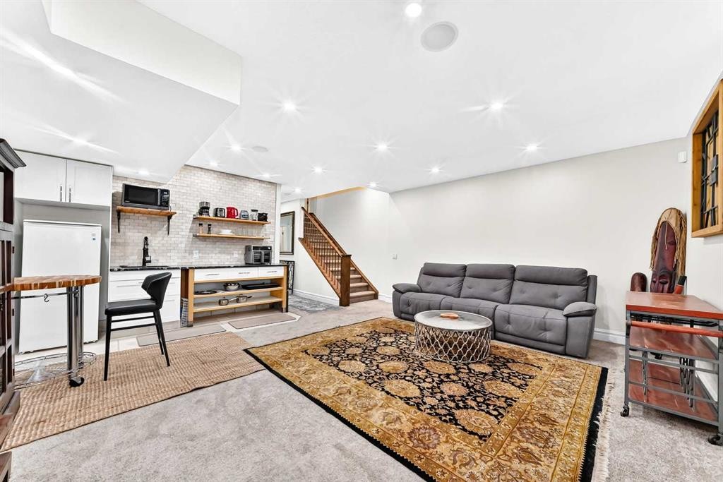 723 4 Street Nw, Calgary, AB