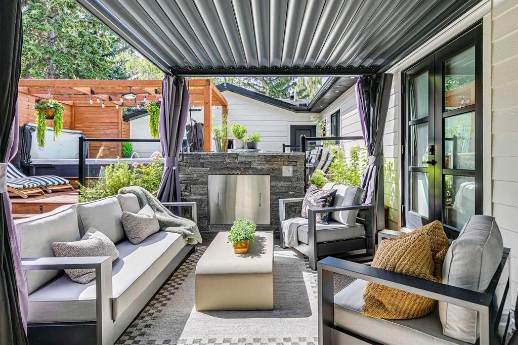 320 Braniff Place Sw, Calgary, AB
