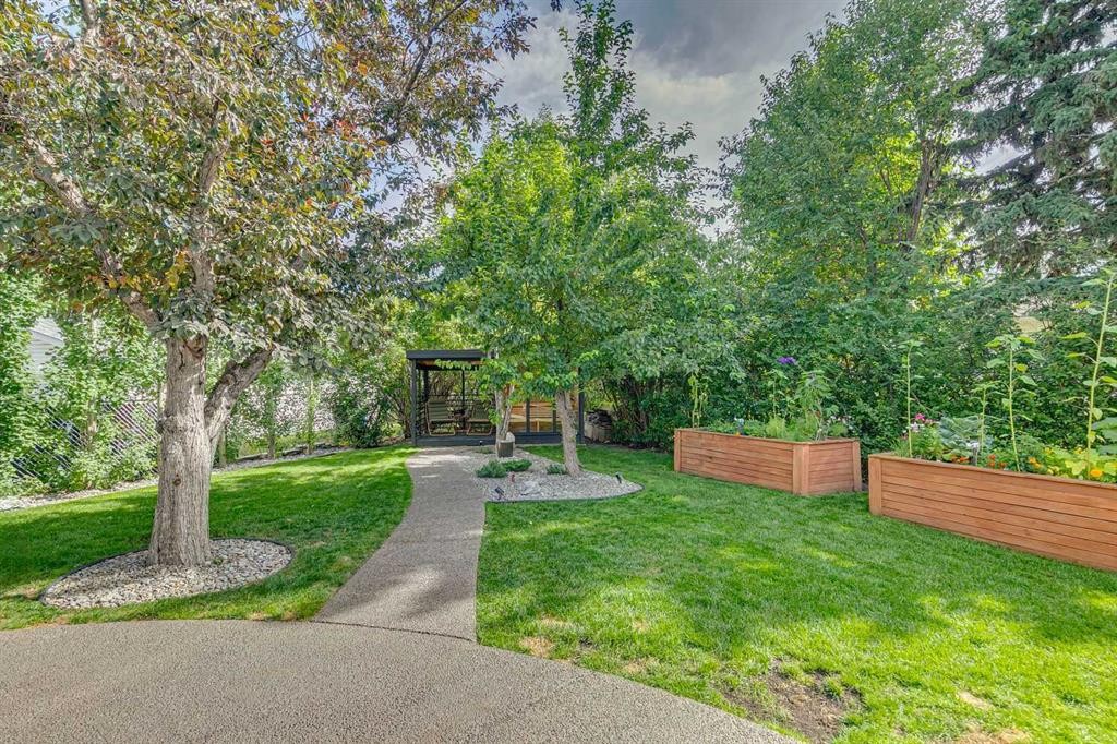 320 Braniff Place Sw, Calgary, AB