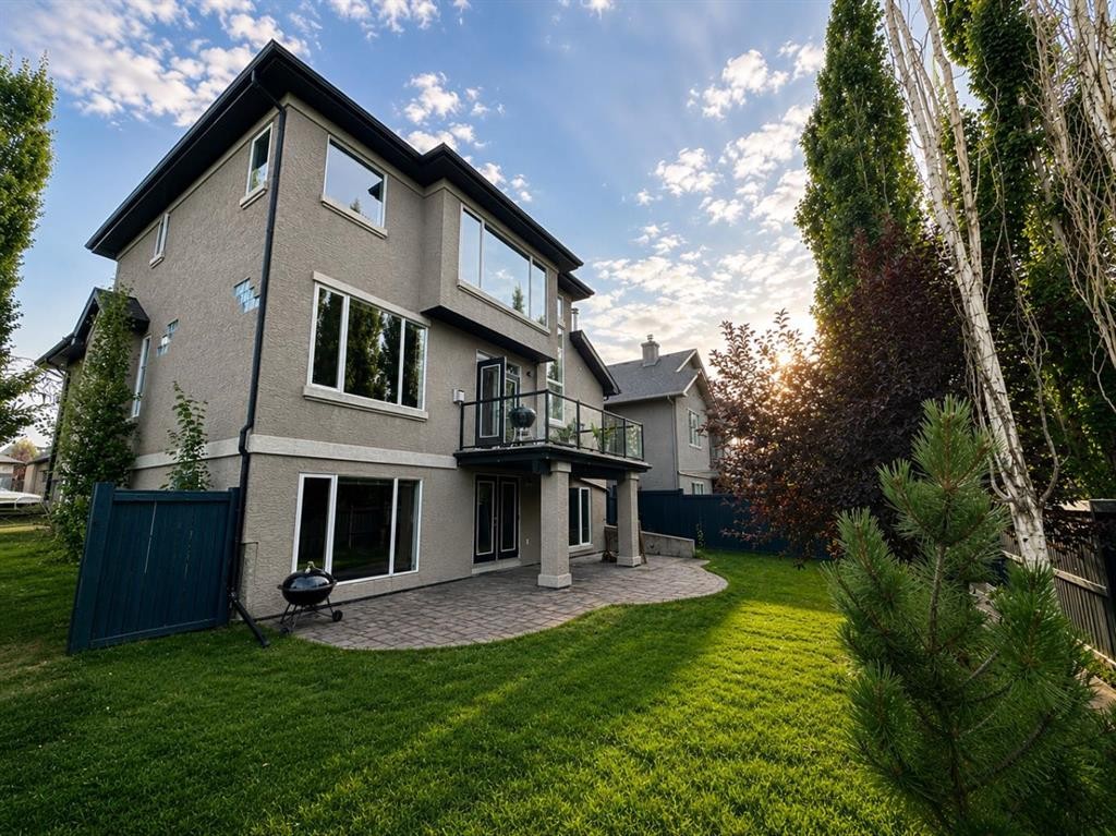 32 Evercreek Bluffs Crescent Sw, Calgary, AB