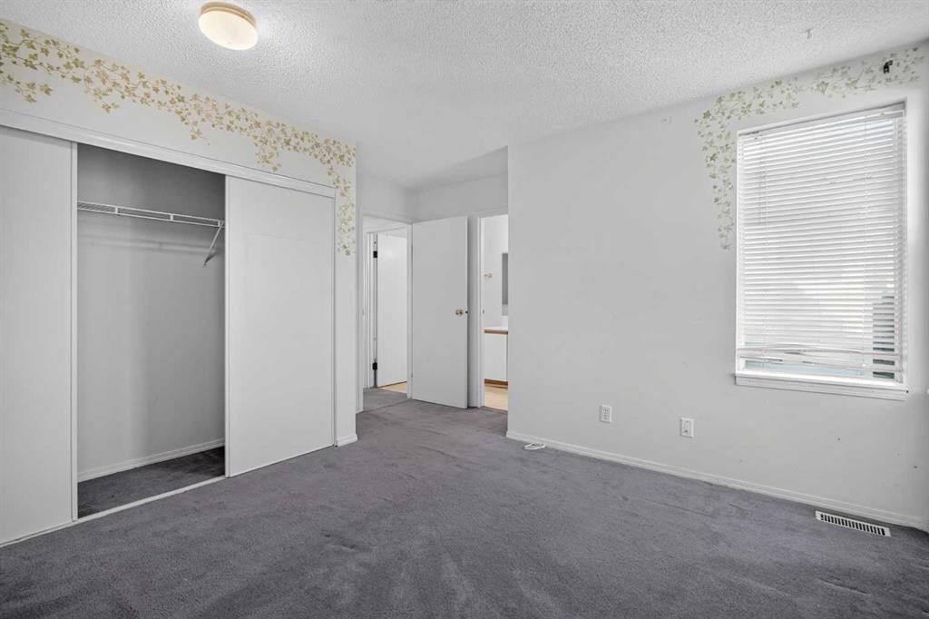 17 Sandpiper Link Nw, Calgary, AB