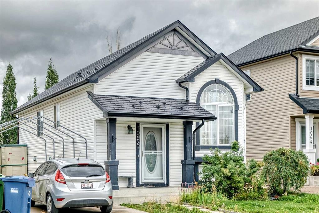 1062 Bridlemeadows Manor Sw, Calgary, AB