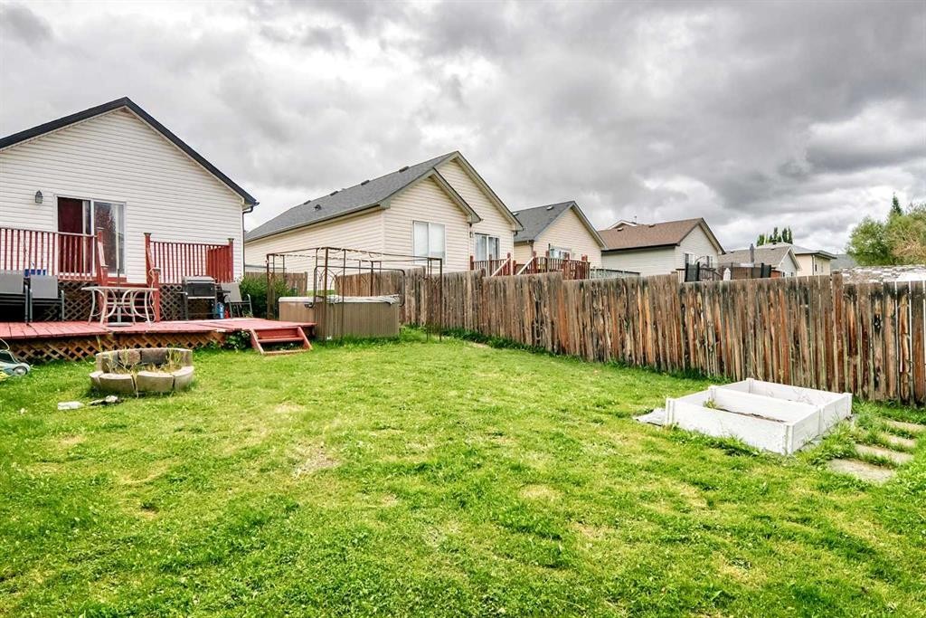 1062 Bridlemeadows Manor Sw, Calgary, AB