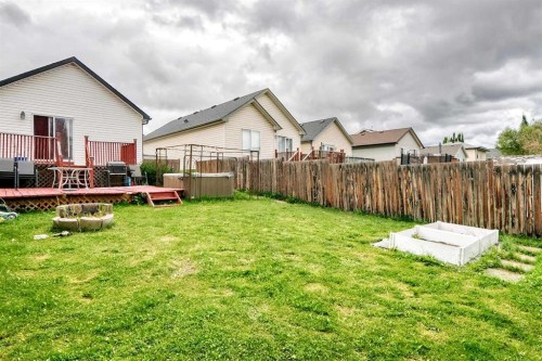 1062 Bridlemeadows Manor Sw, Calgary, AB 