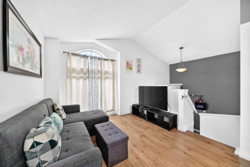 1062 Bridlemeadows Manor Sw, Calgary, AB 