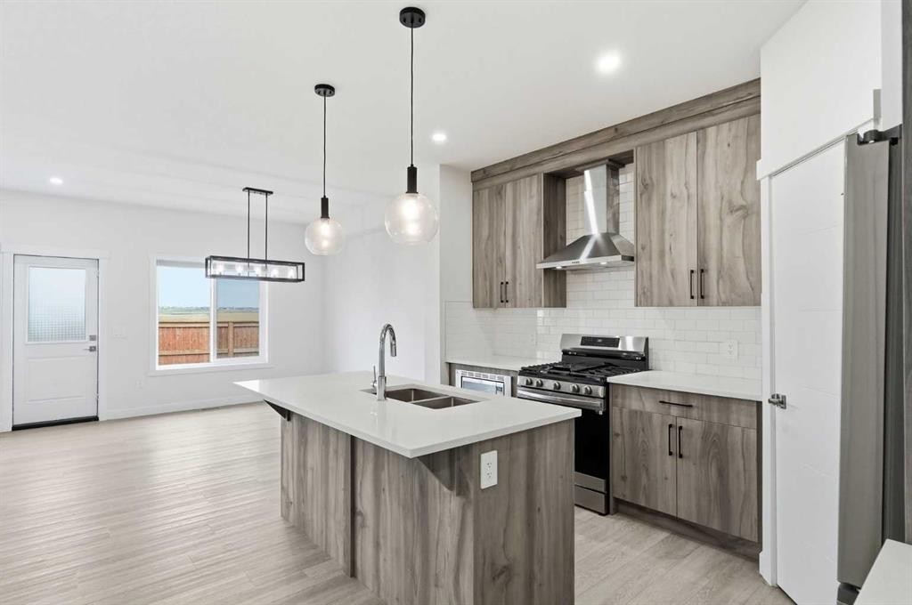 505 Corner Meadows Way Ne, Calgary, AB