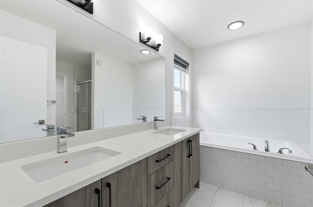 505 Corner Meadows Way Ne, Calgary, AB